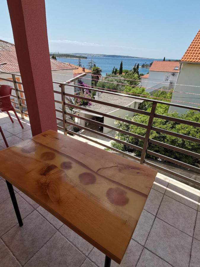 Apartments Aleksandra Rab Town Kültér fotó