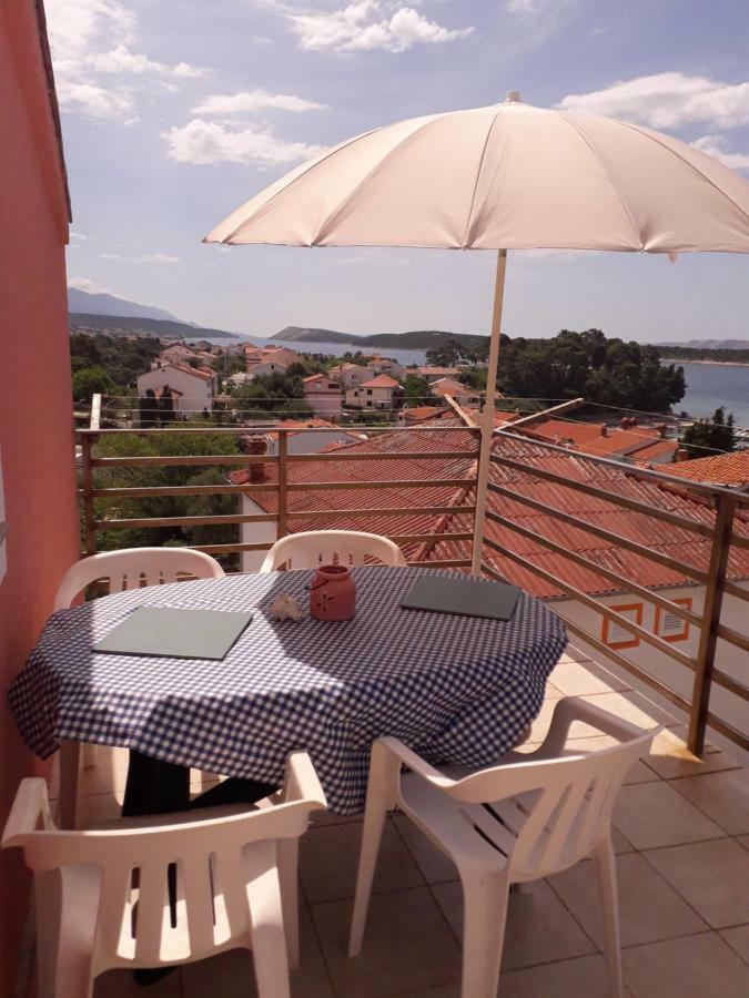 Apartments Aleksandra Rab Town Kültér fotó